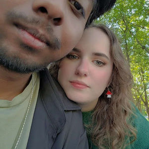 Meet your Posher, Maya